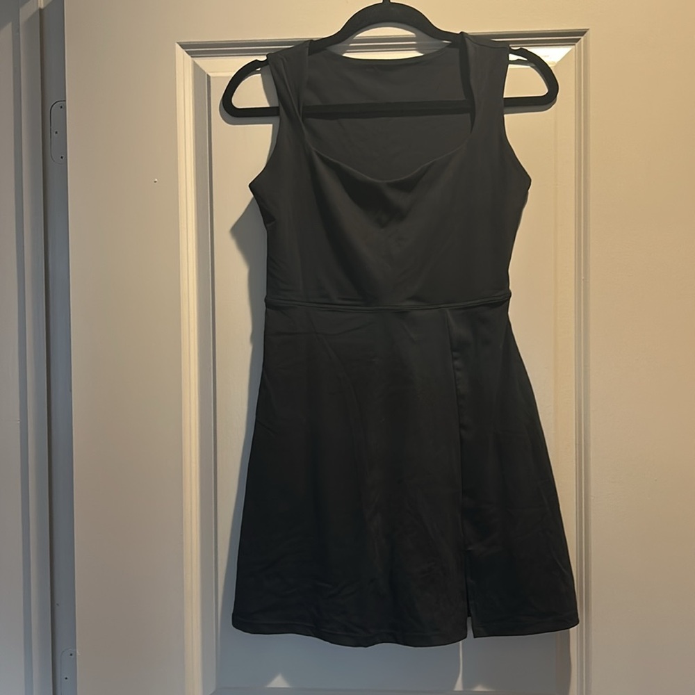 Tennis Dress - Picture 4 of 4